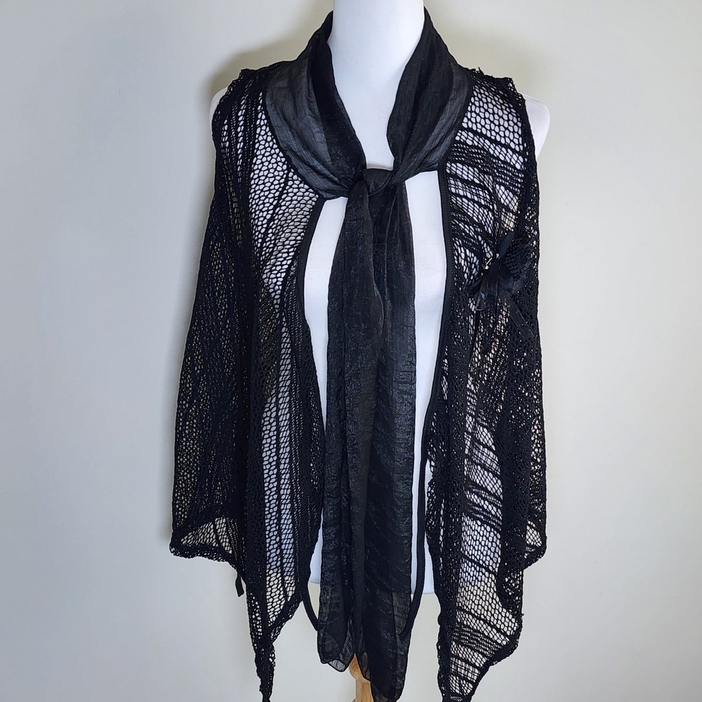 Crochet Lace Vest Black Rose Vintage Goth Whimsigoth Witchy Victorian Womens L
